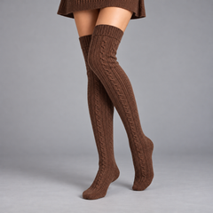 Lia Cable Knit Socks